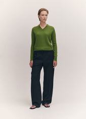 Sligo Shrunken V-Neck in Pickle Green