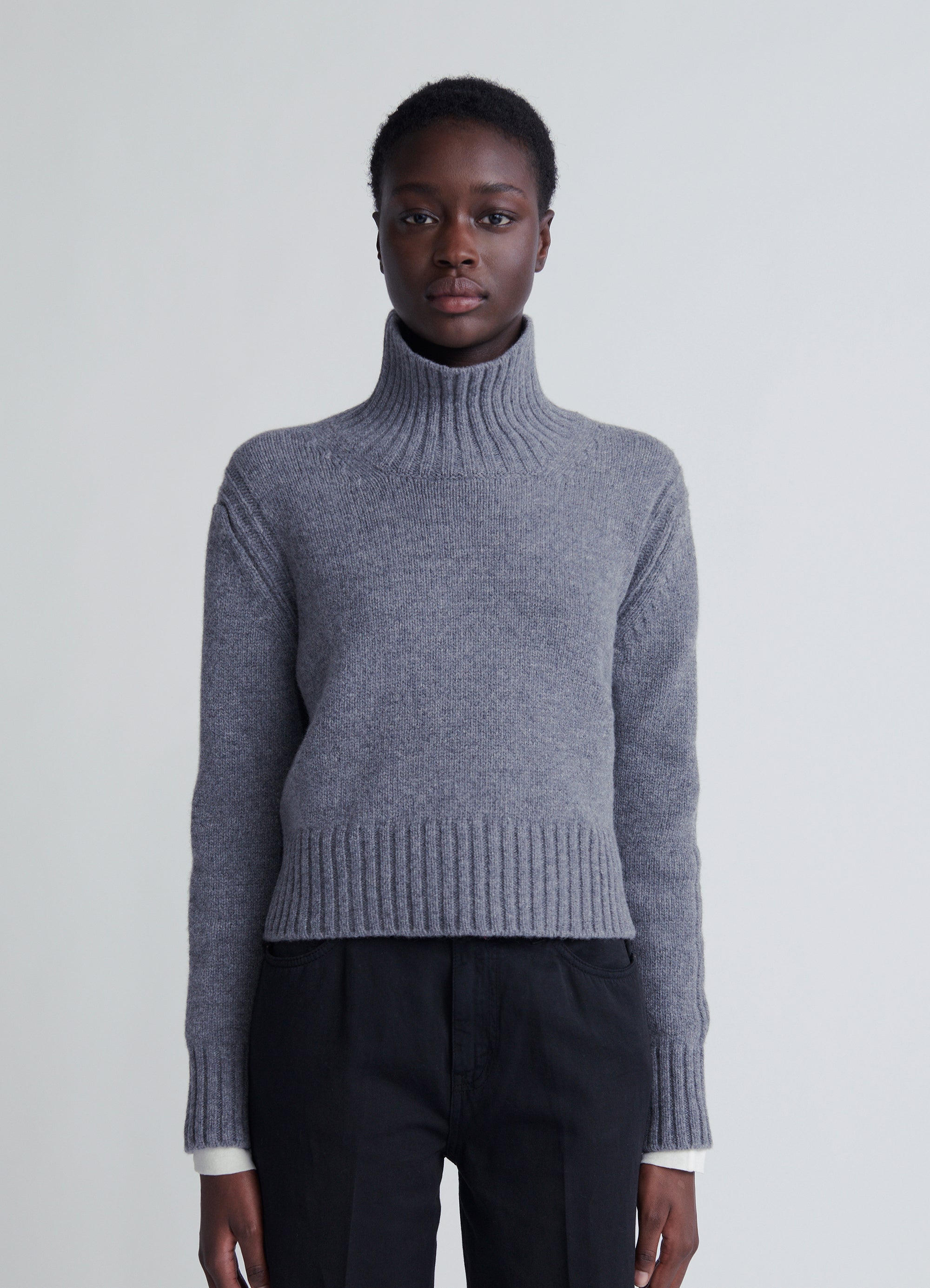 【HI FI FNK】Del Angora Turtle Neck 1411GD - Aspen Turtleneck – Los Angeles Apparel
