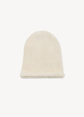 Ribbed Cashmere Beanie in Undyed White