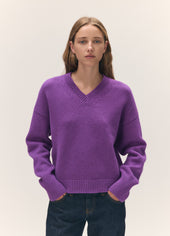Sora Slouch V-Neck in Vivid Purple