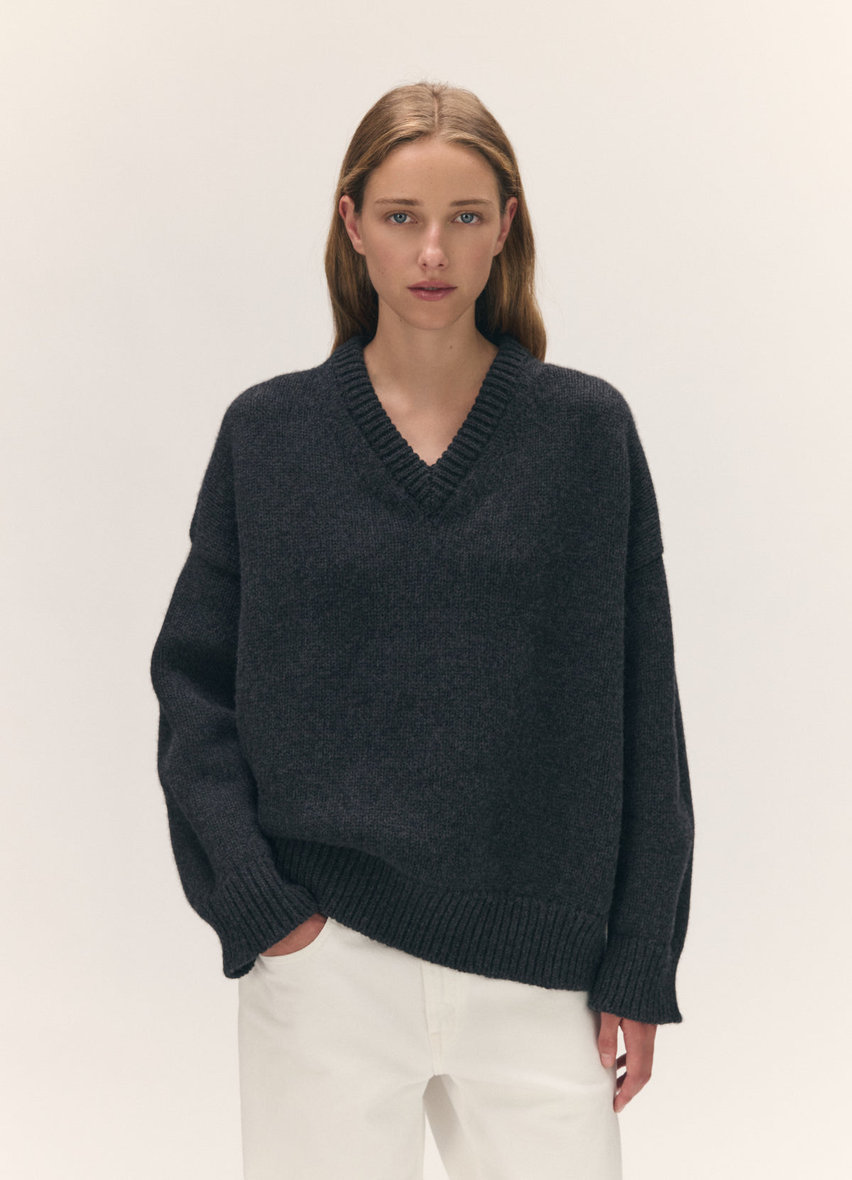 Caragh V Neck