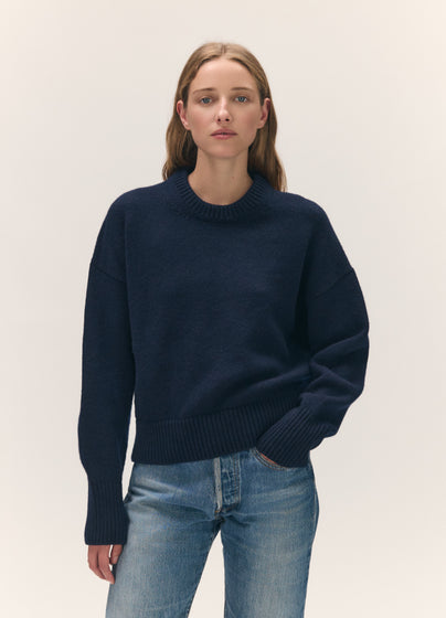 Sora Crewneck in Navy