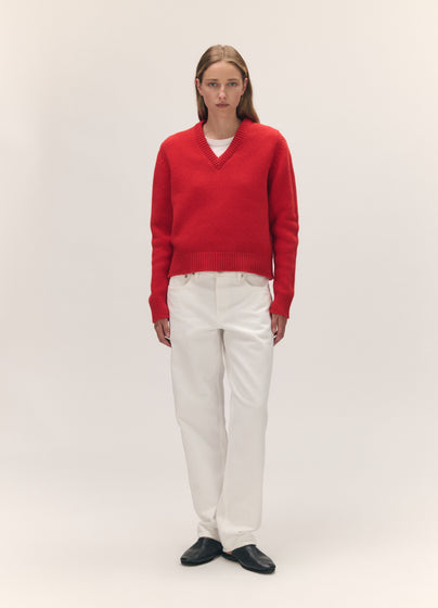 Glenn V-Neck in Poppy Red