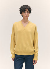 Innes Slouch V-Neck in Yellow