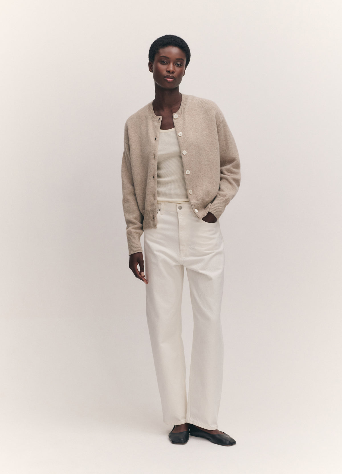 Ada Crewneck Cardigan Oat
