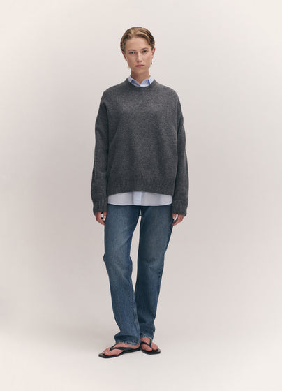 Innes Slouch Crewneck in Grey