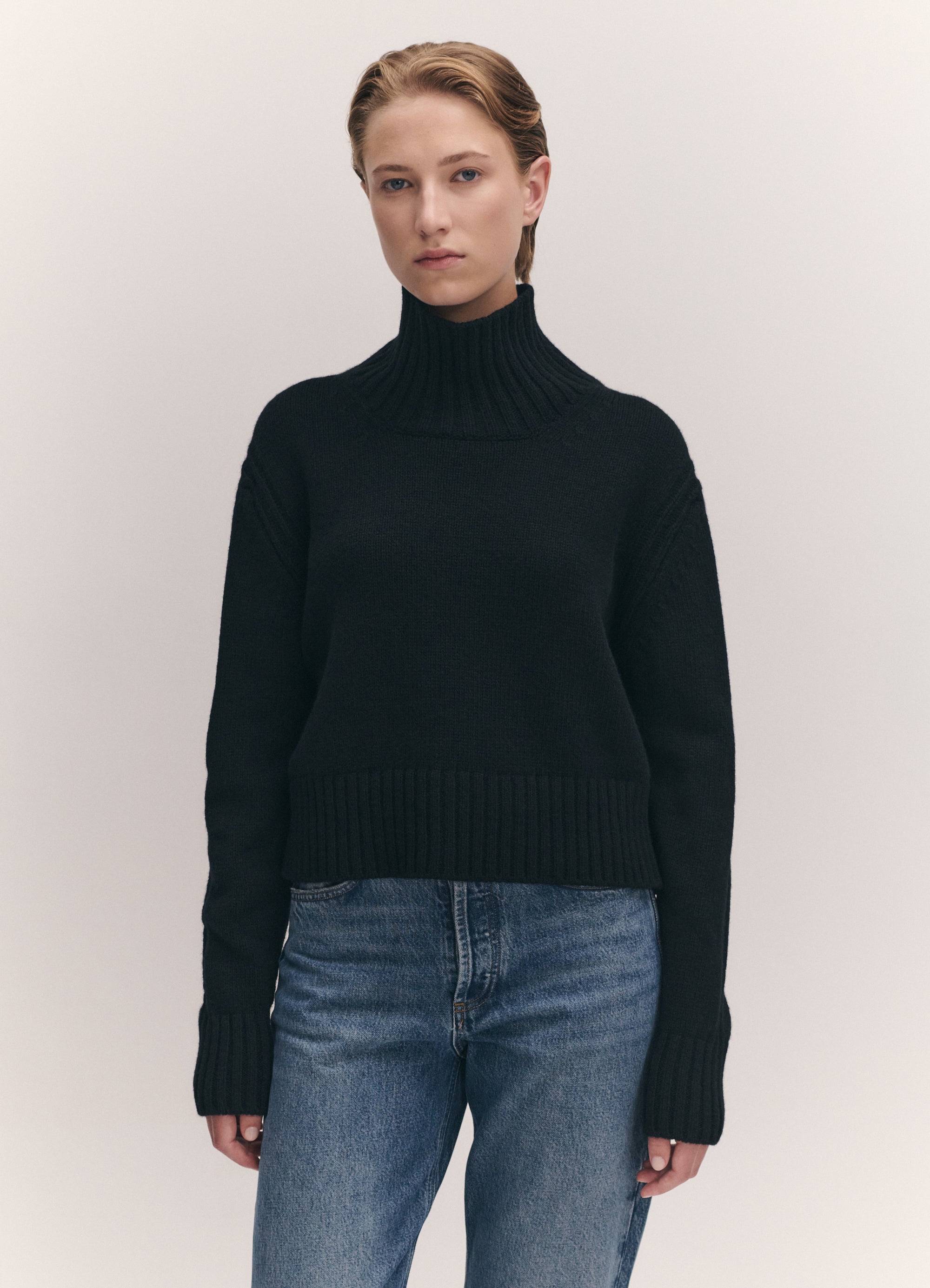 Fintra Crop High Neck