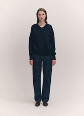 Balla Slouch V-Neck in Navy