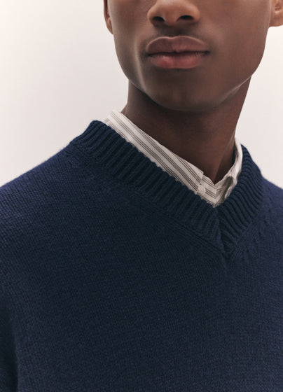 Mens Balla Slouch V-Neck in Dark Navy