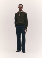 Mens Innes Slouch Crewneck in Military Green