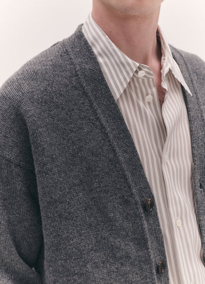 Mens Maura V-neck Cardigan in Derby Grey