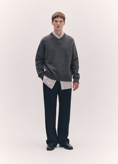 Mens Balla Slouch V-Neck in Derby Grey