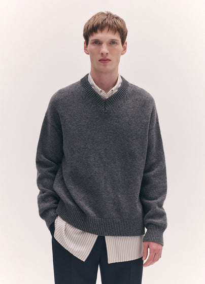 Mens Balla Slouch V-Neck in Derby Grey