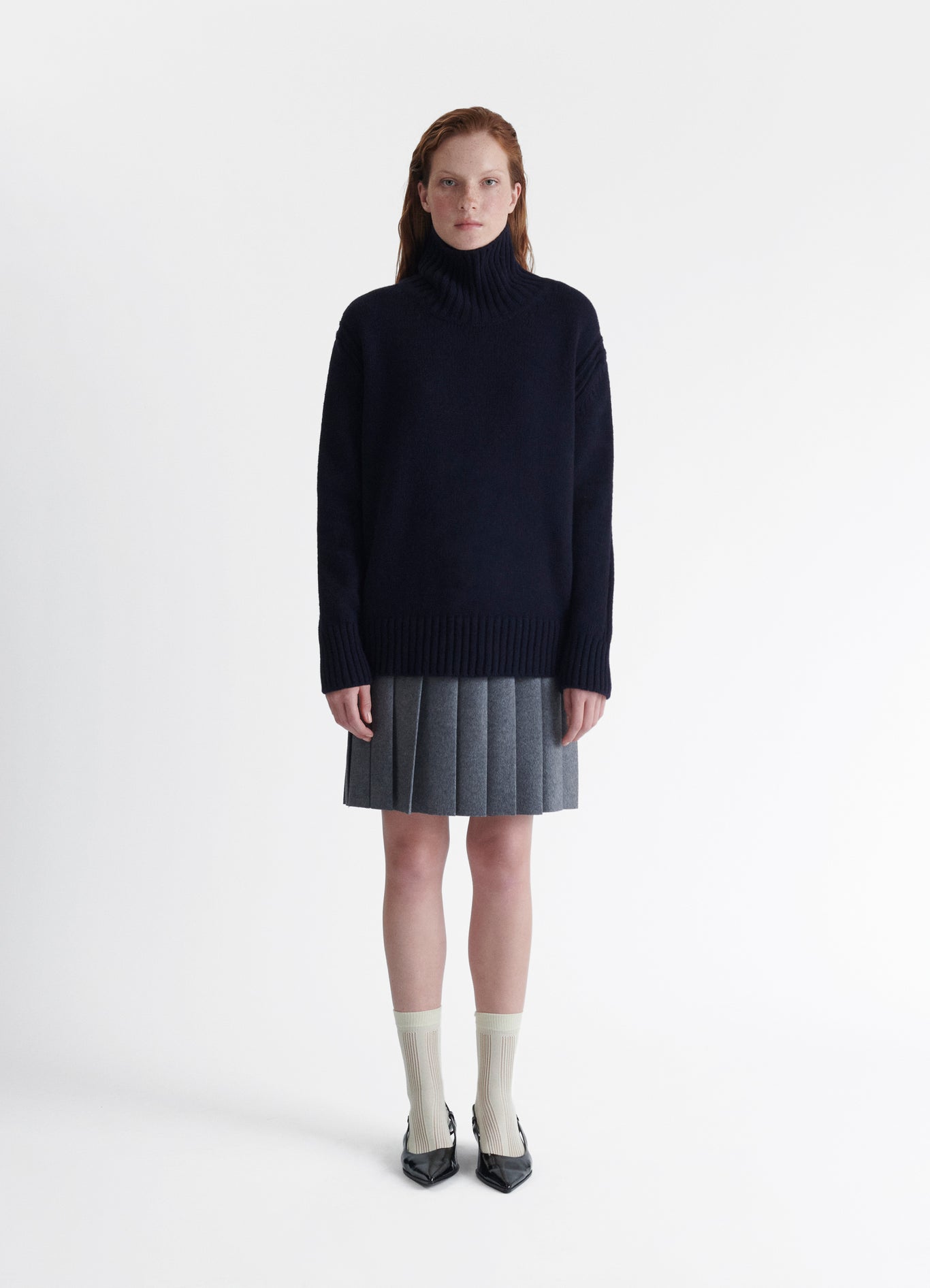 Fintra Lambswool Tunic Knit in Navy – &Daughter
