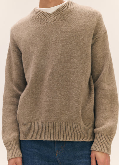Mens Balla Slouch V-Neck in Dark Natural