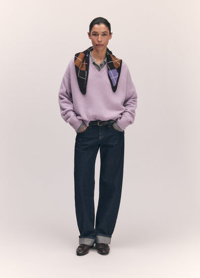 Innes Slouch V-Neck in Lilac