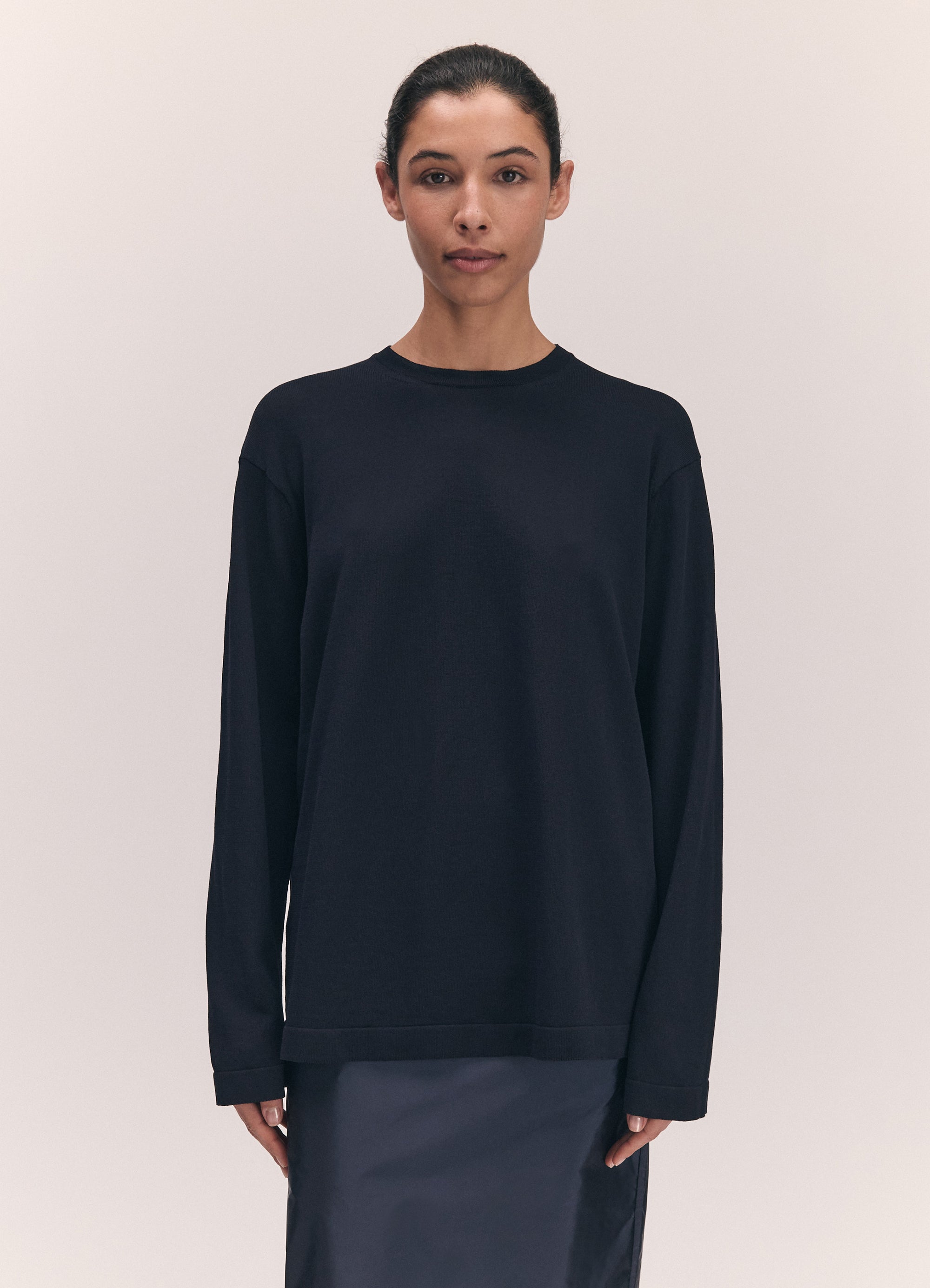 Long Sleeve Slouchy T-Knit in Dark Navy – &Daughter