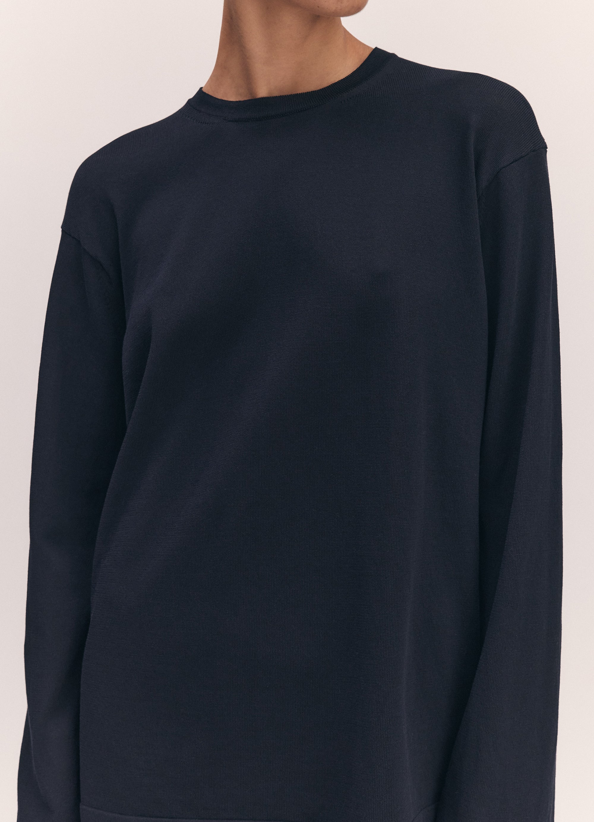Long Sleeve Slouchy T-Knit in Dark Navy – &Daughter