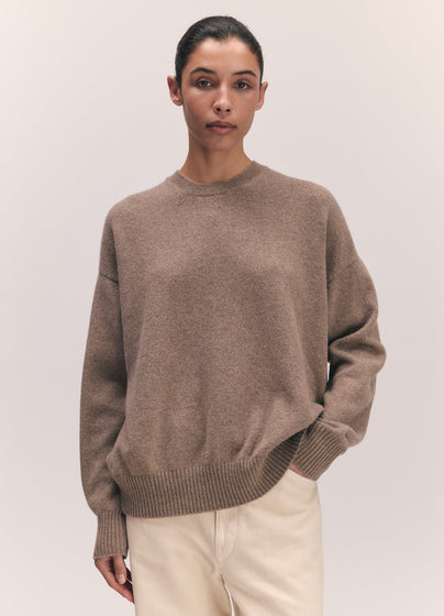 Innes Slouch Crewneck in Dark Natural