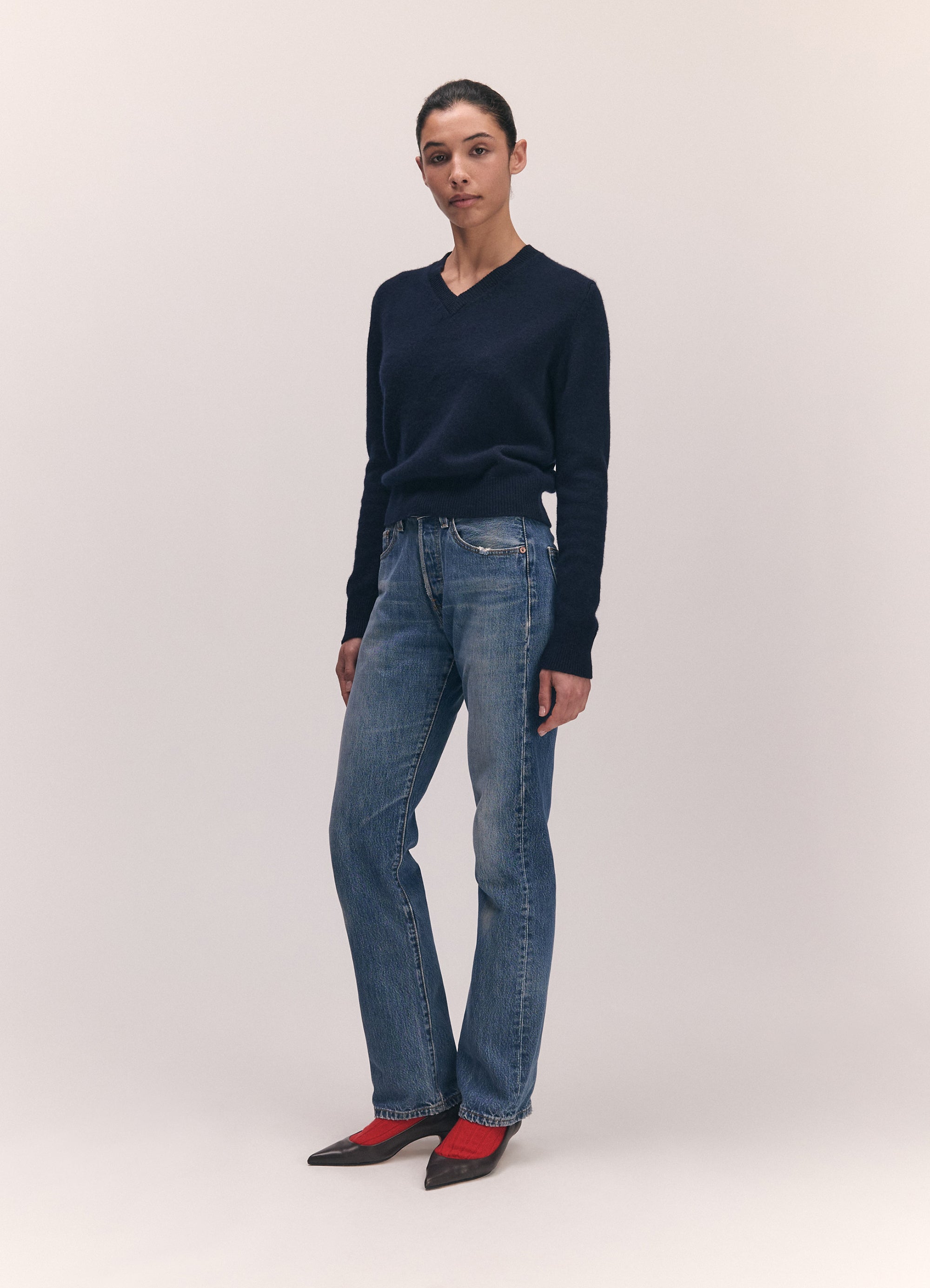 Sligo Shrunken V-Neck in Navy – &Daughter