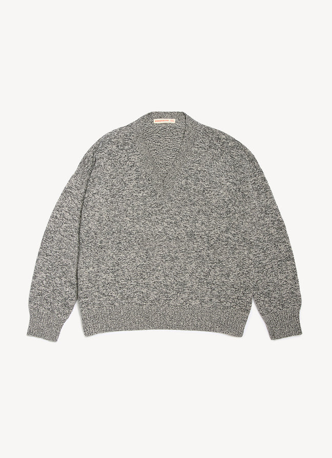 Innes Slouch V-Neck in Black and Ecru Mouline