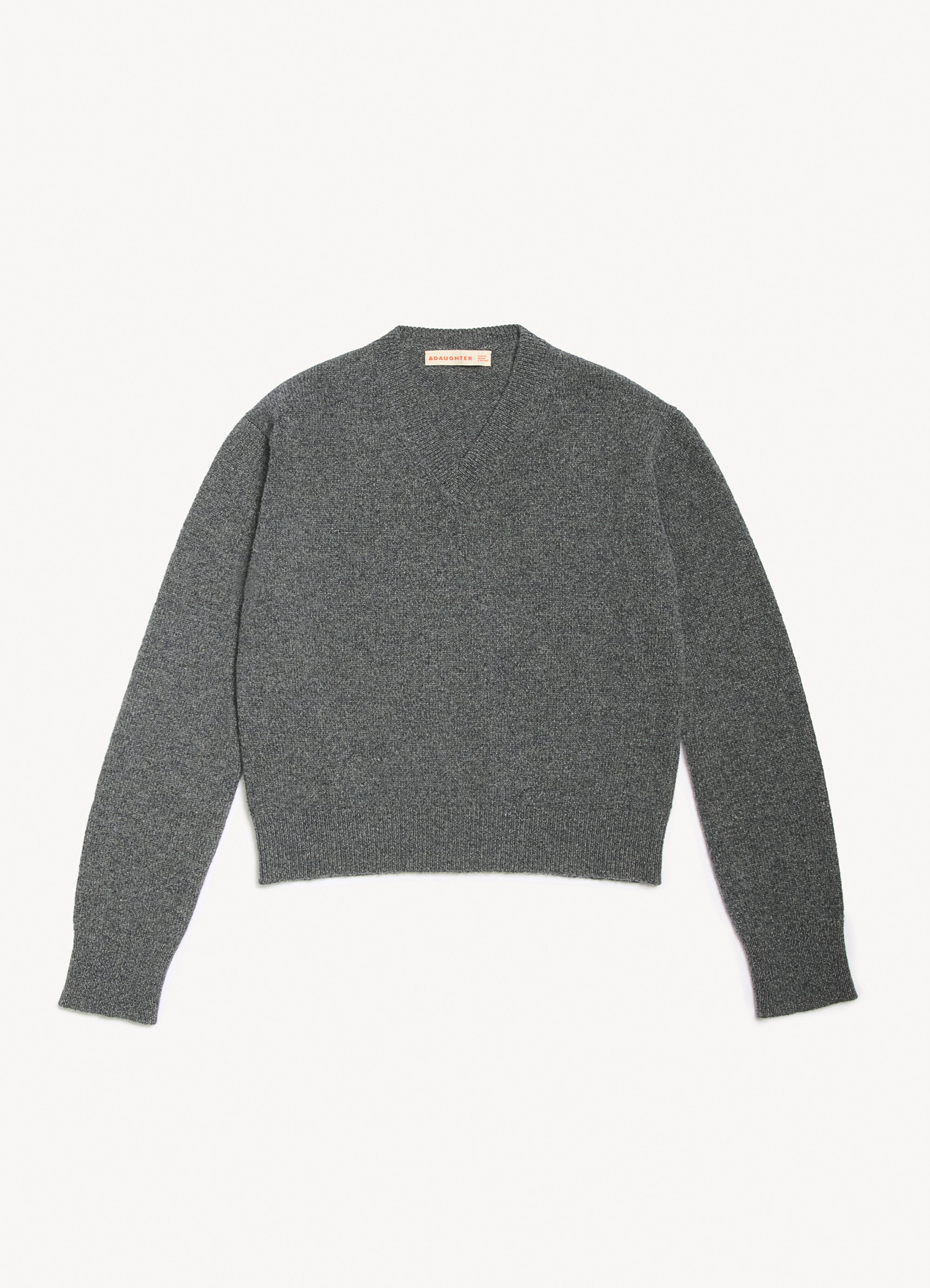 Sligo Shrunken V-Neck in Derby Grey – &Daughter